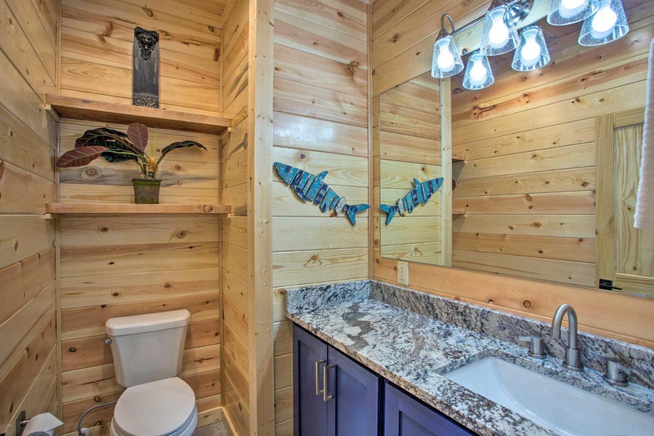 Luxe Broken Bow Cabin Game Room, Fire Pit And Deck! Luaran gambar