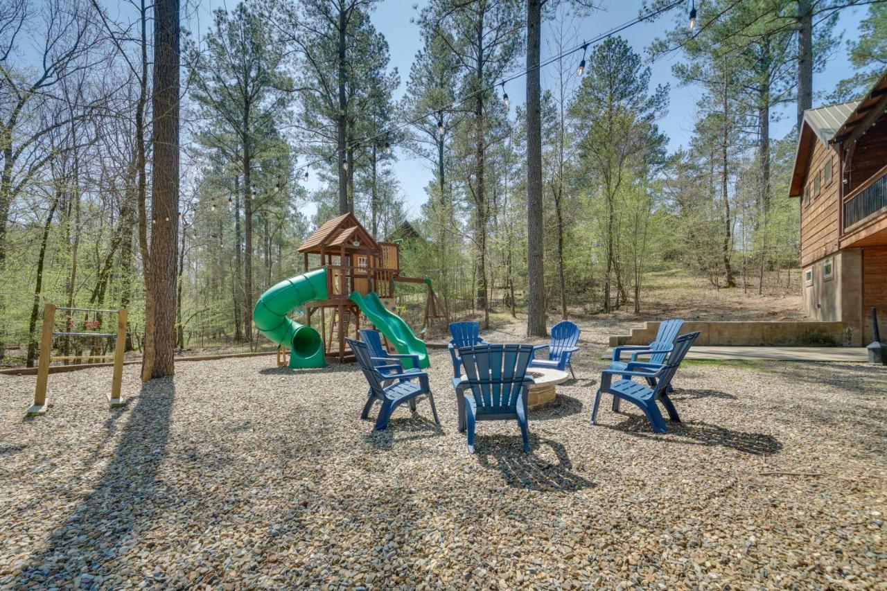 Luxe Broken Bow Cabin Game Room, Fire Pit And Deck! Luaran gambar