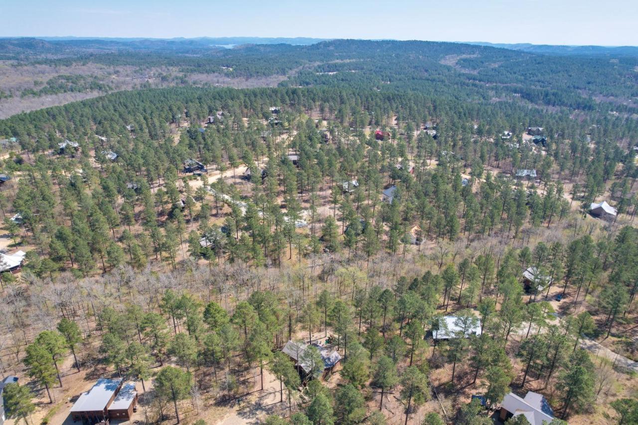 Luxe Broken Bow Cabin Game Room, Fire Pit And Deck! Luaran gambar